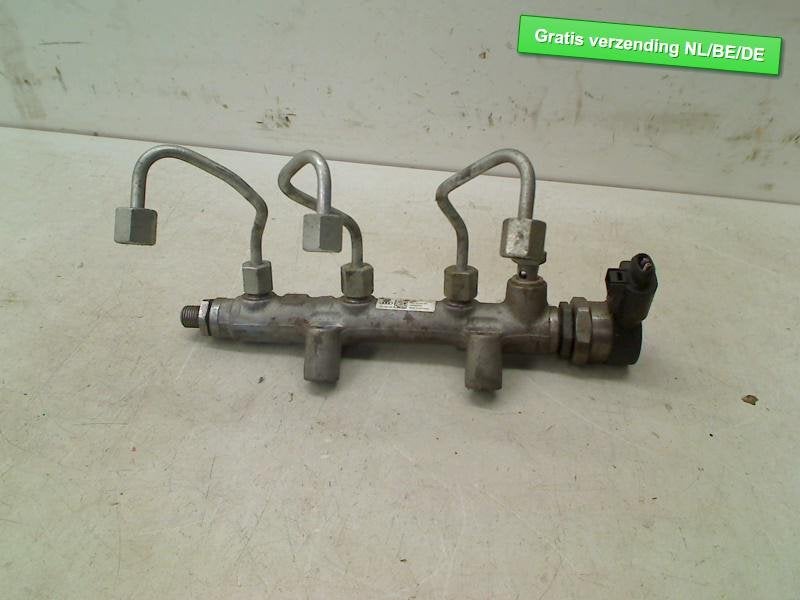 RAMPE D'INJECTION CARBURANT Audi A6 Avant (C7), Auto-Union-Straße  1,
85057  Ingolstadt, DE, Info@audi.de, Audi, Utilisé