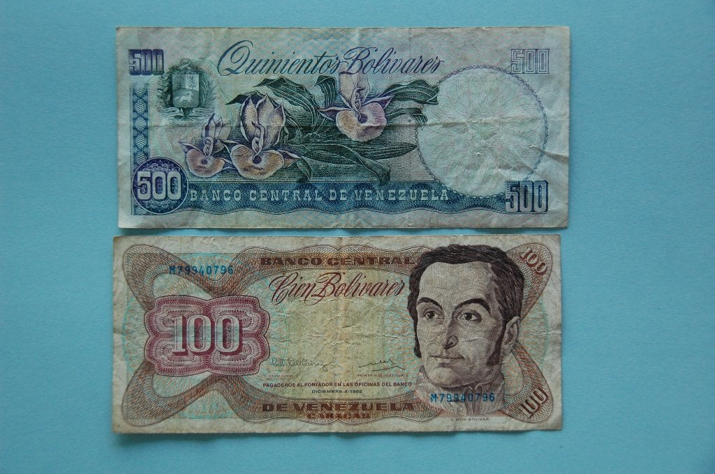 VENEZUELA : 100 et 500 bolivars, Envoi, Amérique du Sud, Série