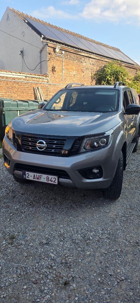 NISSAN NAVARA, Auto's, Nissan, Achterwielaandrijving, 4 cilinders, Leder, Particulier