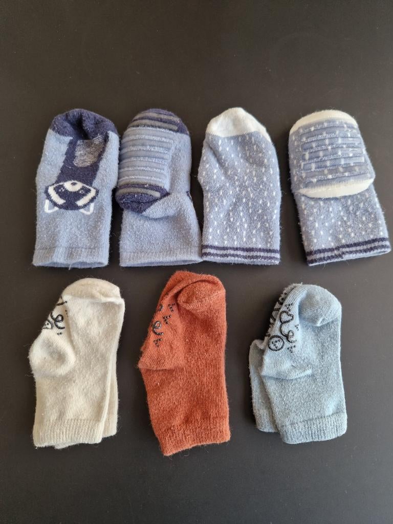 5 paar kousjes met nopjes maat 6m - 1jr, Kinderen en Baby's, Babykleding | Schoentjes en Sokjes, Ophalen of Verzenden, Sokjes