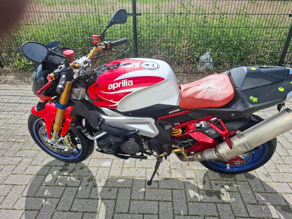 aprilia tuono 1000 r, Motoren, Motoren | Aprilia, Particulier, 1000 cc