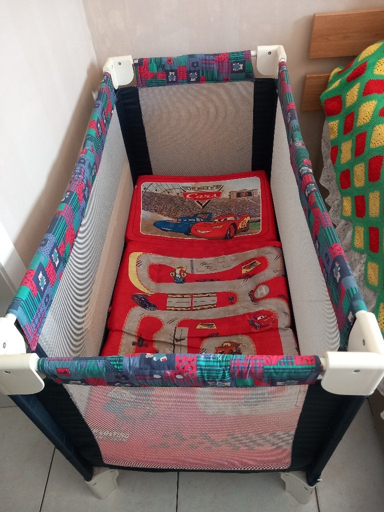 Kinderbedje met matras, Matelas, 70 à 85 cm, Comme neuf, Enlèvement