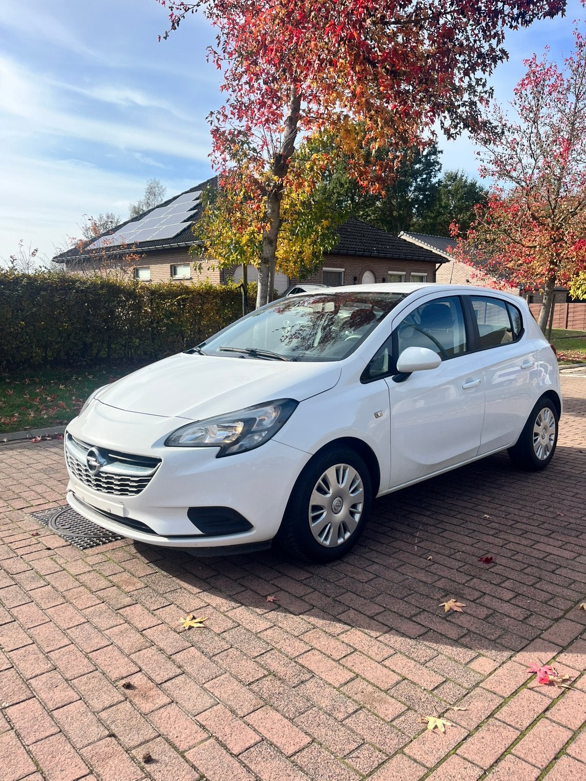 Opel corsa, Stof, Wit, Handgeschakeld, 5 deurs