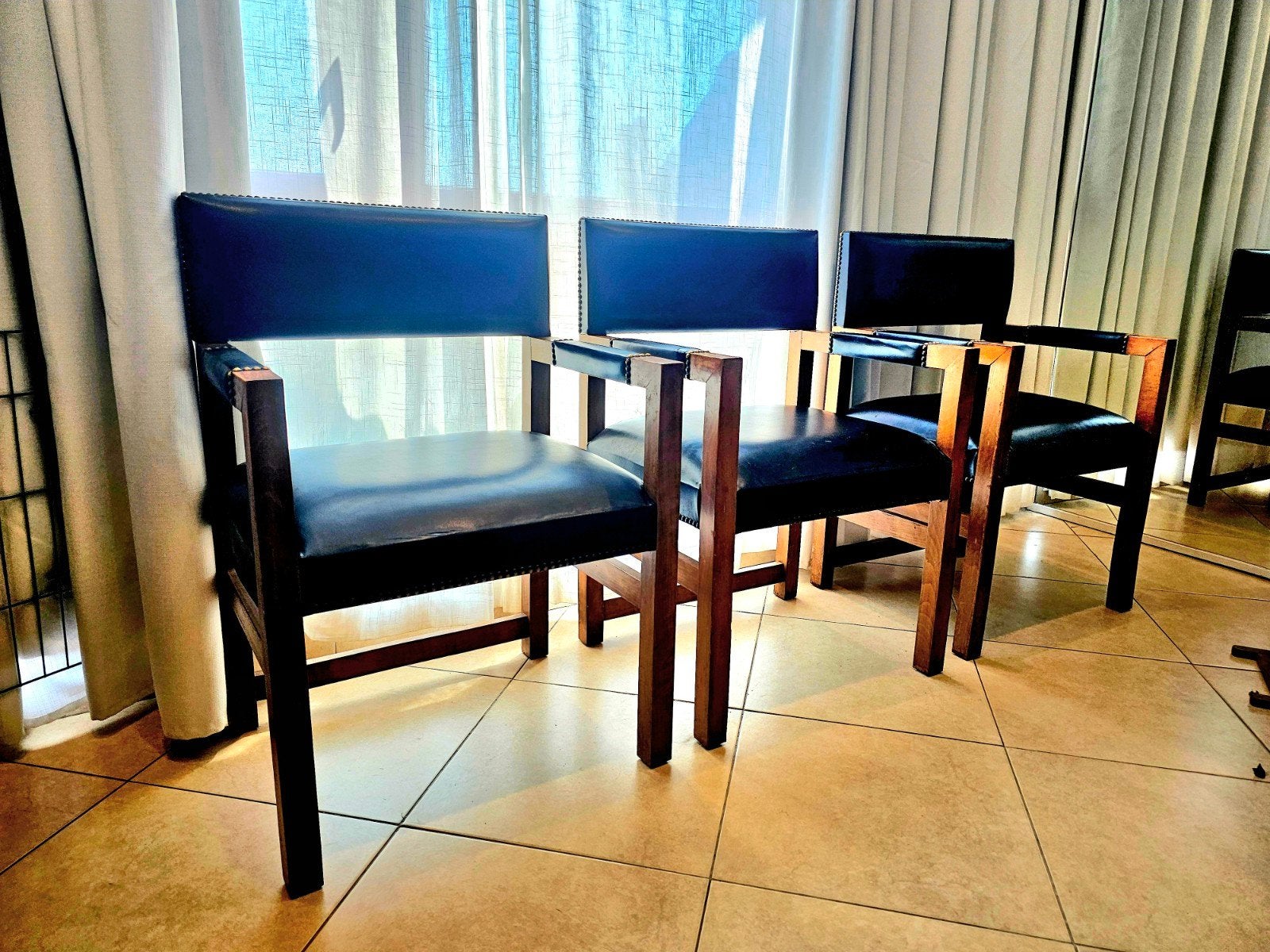 Trio de fauteuils vintage style moderniste (Années 70), Maison & Meubles, Chaises, Bois, Noir, Enlèvement