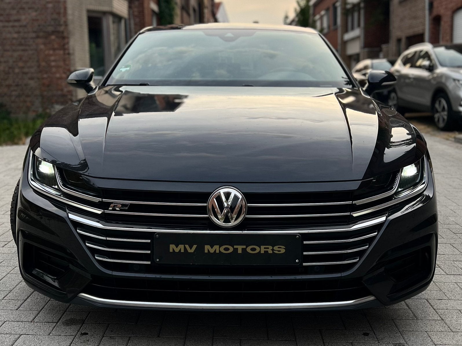 VW Arteon Hatchback Série R, 2.0 TDI Diesel 150 CV, Autos, Volkswagen, Cuir et Alcantara, Euro 6, Entreprise, Entretenue par le concessionnaire