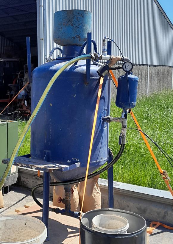 zandstraalketel 200l, Doe-het-zelf en Bouw, Gereedschap | Overige machines, Gebruikt, Ophalen