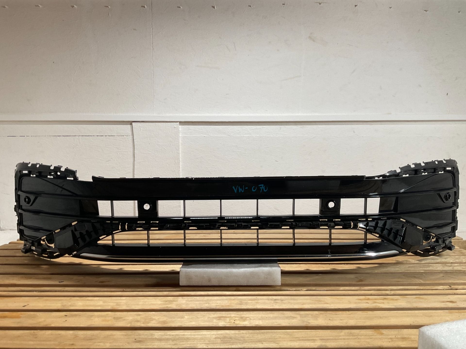 Calandre de pare-chocs avant Volkswagen Tiguan 21+ R-line R-, Pare-chocs, Volkswagen, Volkswagen AG, Vw@volkswagen.de