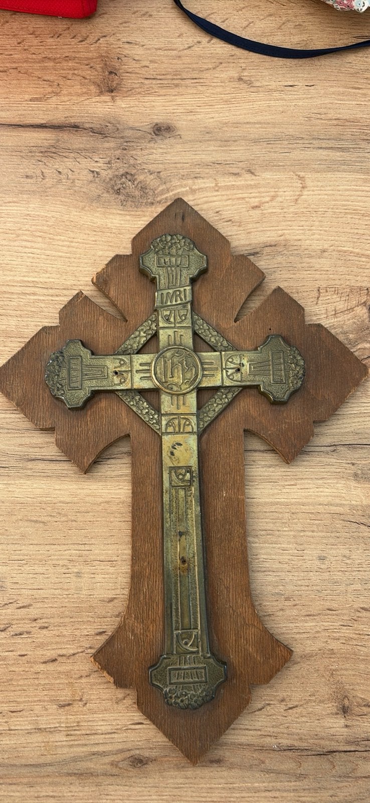 Croix celtique ancienne en laiton et chêne, Antiquités & Art, Enlèvement ou Envoi
