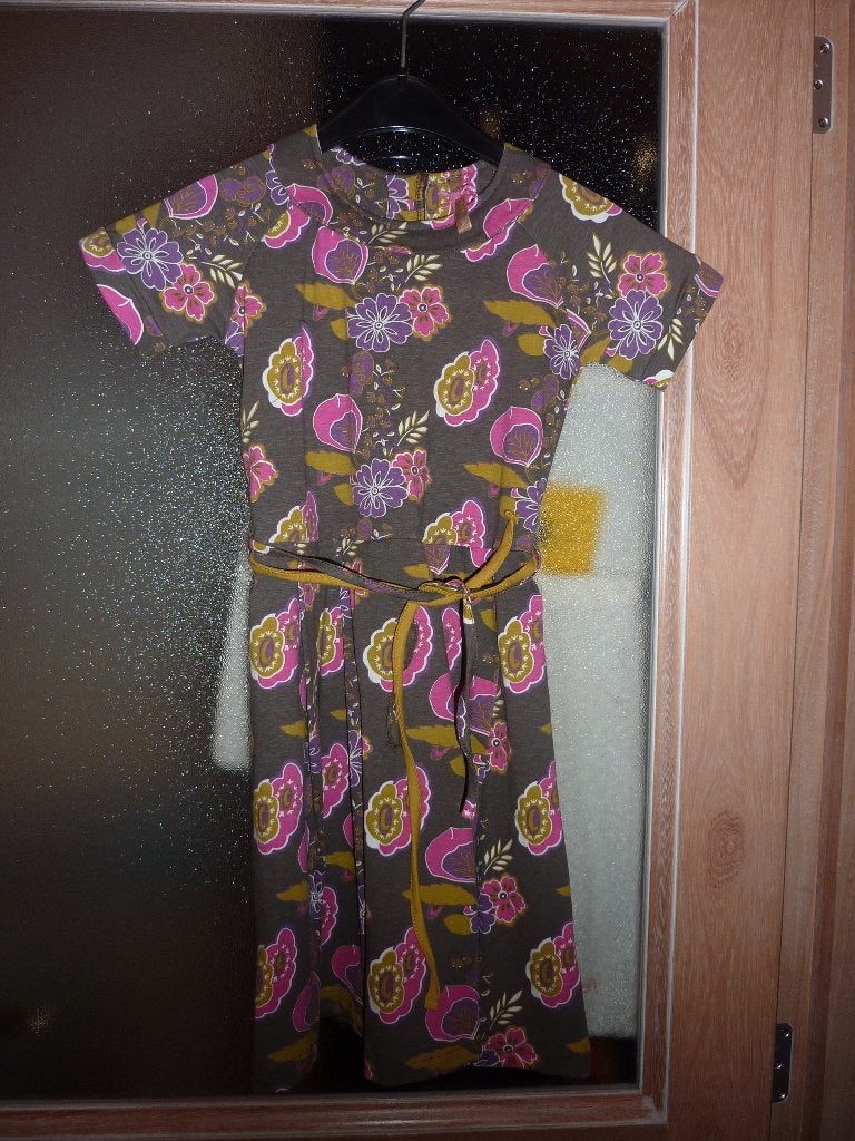 kleedje Folieke 8 jaar, Kinderen en Baby's, Kinderkleding | Maat 128, Ophalen of Verzenden, Nieuw, Folieke, Jurk of Rok