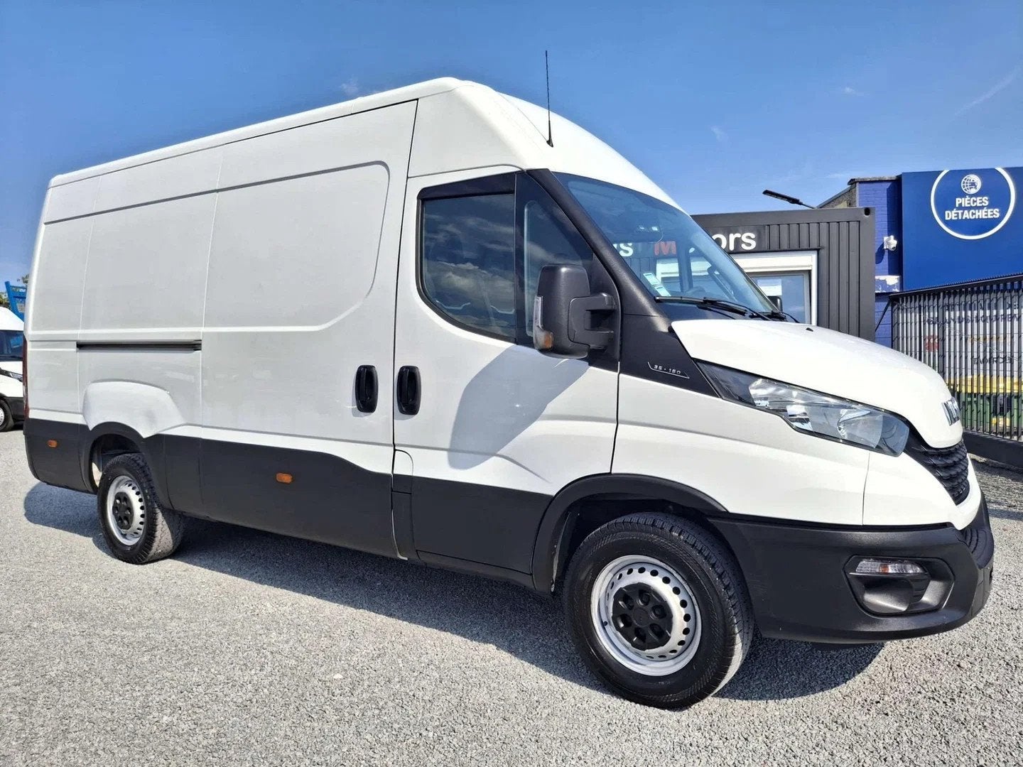 Iveco Daily 35S16, Achat, Euro 6, Boîte manuelle, 5 portes
