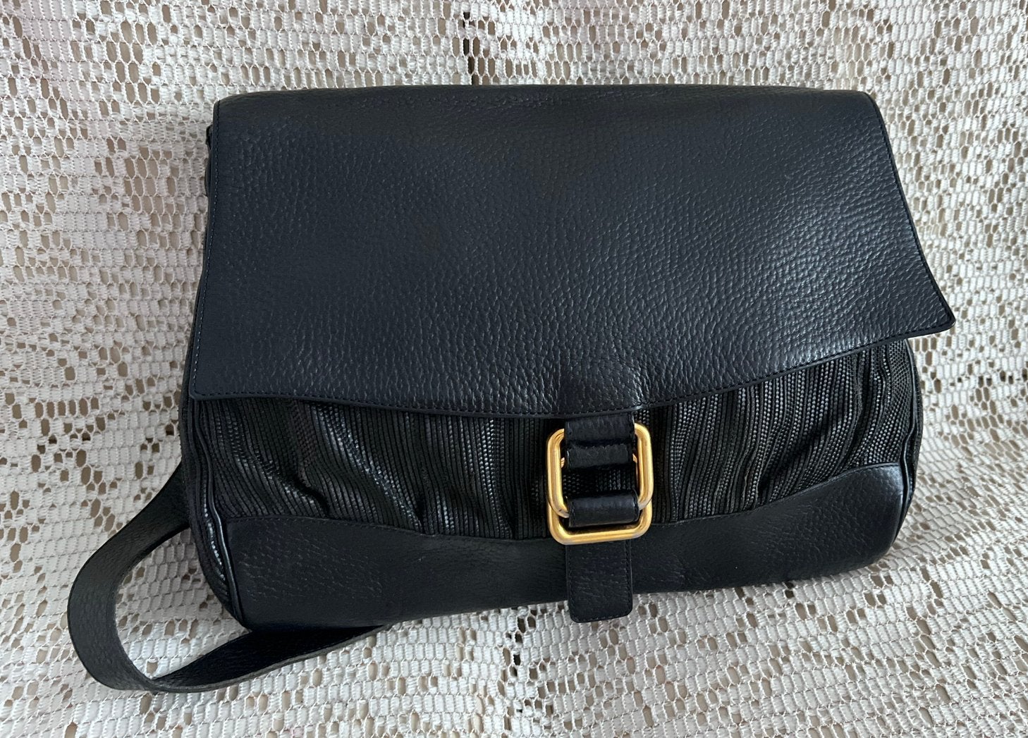 Sac DELVAUX modèle Borsalino cuir tressé noir, Bijoux, Sacs & Beauté, Sacs | Sacs Femme, Enlèvement ou Envoi, Comme neuf, Blanc