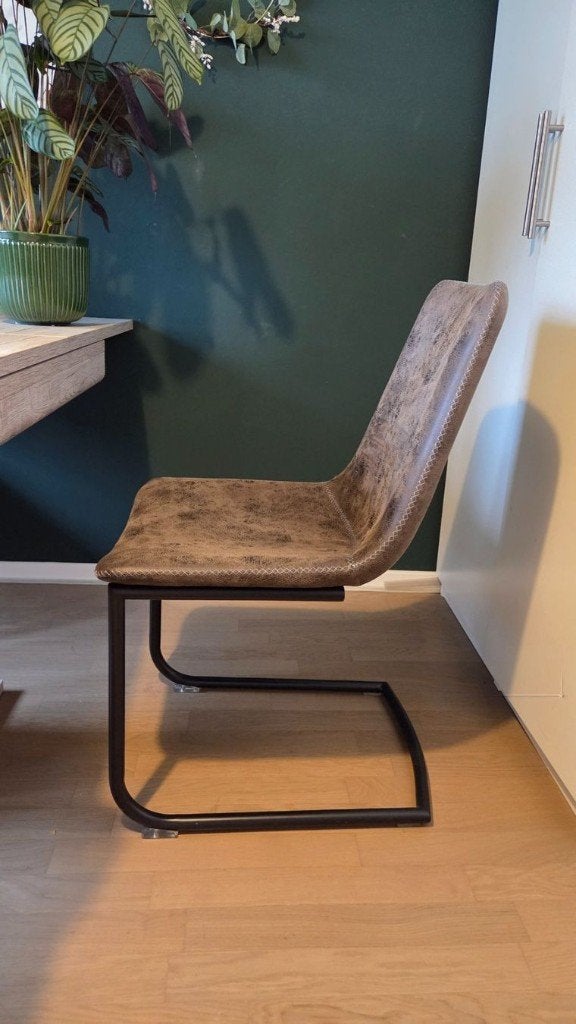 Vintage style stoelen IKEA, Ophalen, Twee, Bruin, Nieuw
