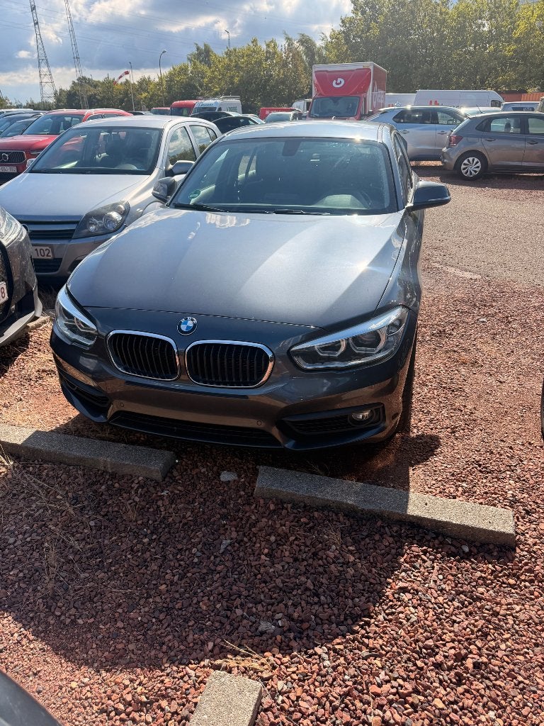 BMW 118i 1serie, Autos, Achat, Carnet d'entretien, Autres couleurs, Autre carrosserie