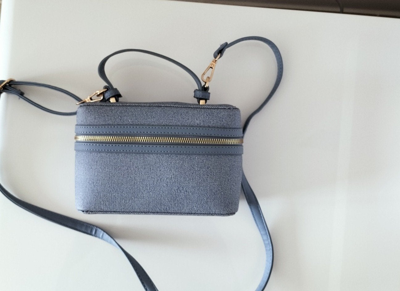 schoudertas lichtblauw Primark nieuw, Ophalen of Verzenden, Nieuw, Blauw, Schoudertasje