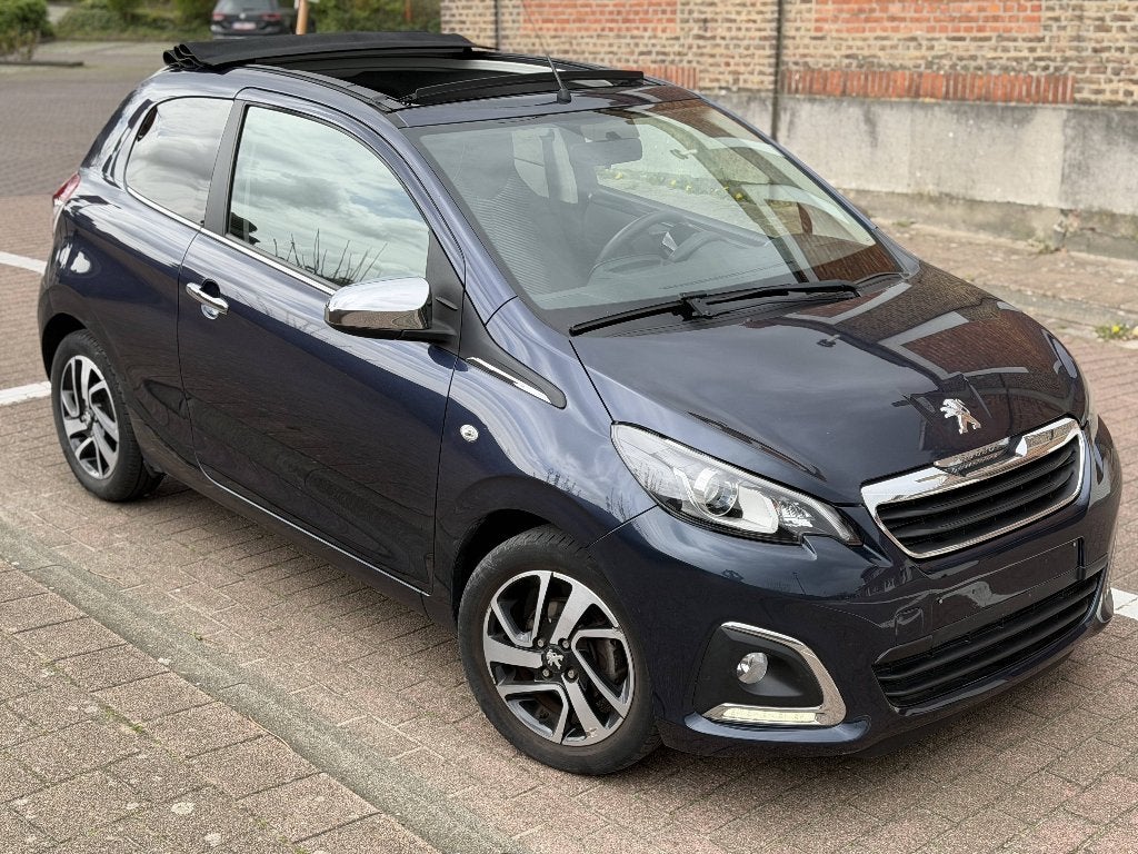 Peugeot 108 TOP Cabrio Allure - 1.2i - 68570km - 82pk Camera, Auto's, Peugeot, Voorwielaandrijving, 4 zetels, Stof, 1199 cc