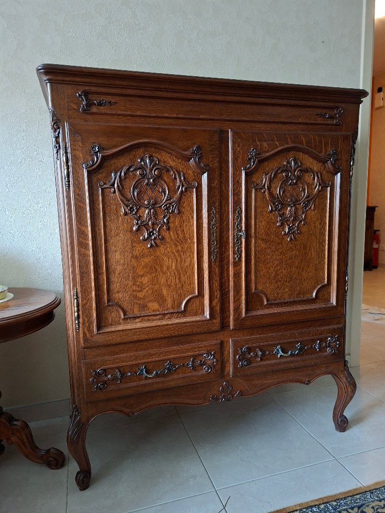 Massief Eik – Barkast – met Rococo-stijl houtsnijwerk, Ophalen