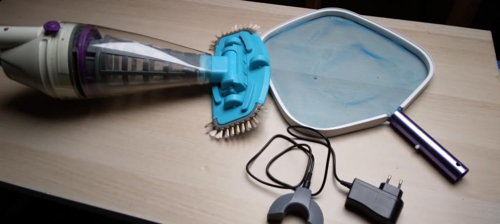 Telsa herlaadbare stofzuiger zwembad, Ophalen, Gebruikt, Reinigingsmiddel
