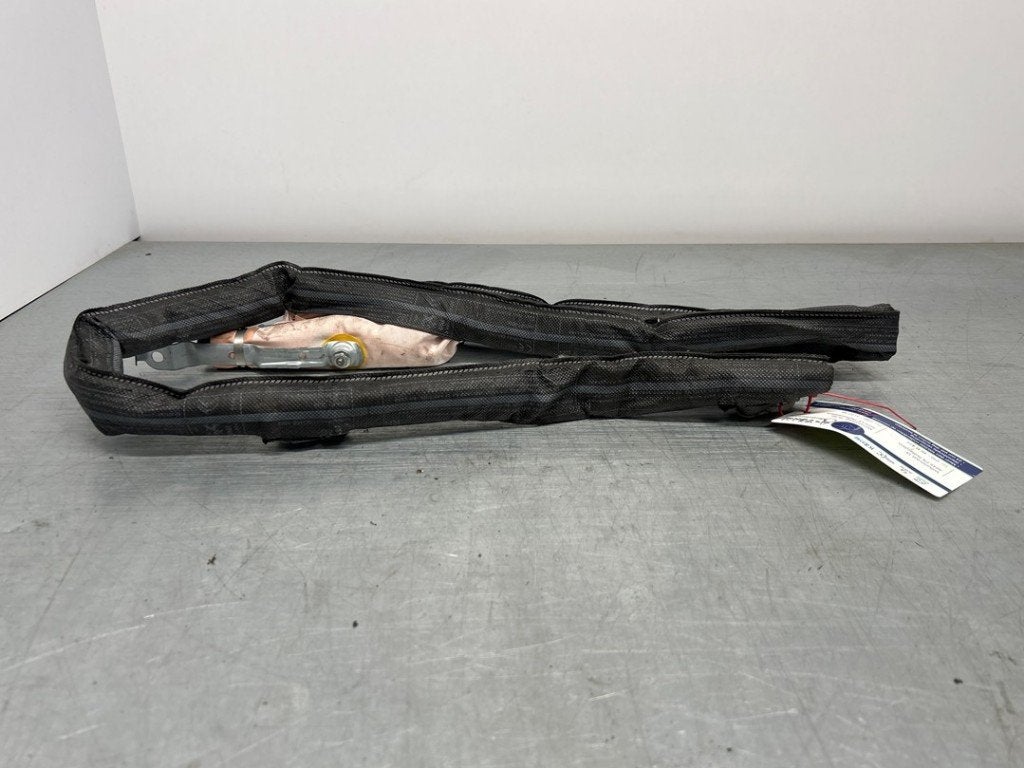 AIRBAG TOIT DROIT Peugeot 308 (L3 / L8 / LB / LH / LP), Kontakt-peugeot@peugeot.com, Utilisé, Peugeot Deutschland GmbH, Bahnhofsplatz
65423  Rüsselsheim, DE