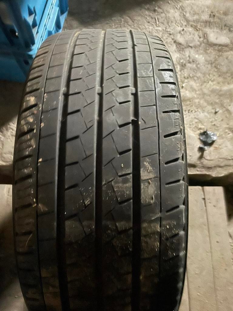 Pneu 215/60/16 bridgestone Renforcé 8 pli pour utilitaire, 215 mm, 16 pouces, Véhicule utilitaire, Pneu(s)