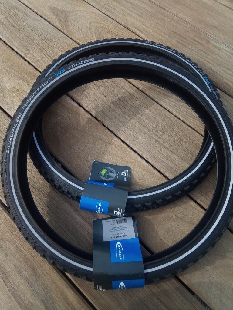 NEW ! Schwalbe => 2 pneus 20 pouces, Vélos & Vélomoteurs, Enlèvement, Neuf, Pneu, Schwalbe