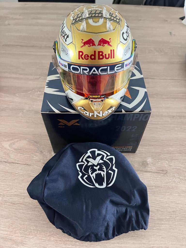 Max Verstappen 1:2 helm, Verzamelen, Ophalen of Verzenden, Zo goed als nieuw, Formule 1