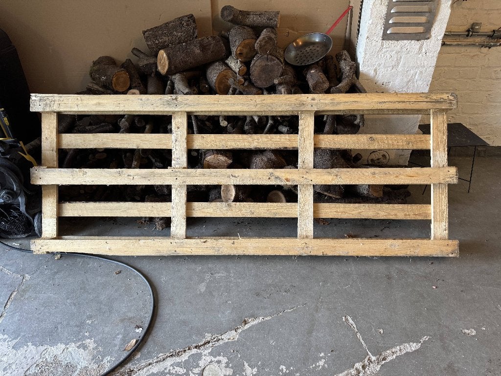 Palette 210 x 80 cm, Bricolage & Construction, Bois & Planches, 50 mm ou plus, 200 à 250 cm, Comme neuf, Enlèvement