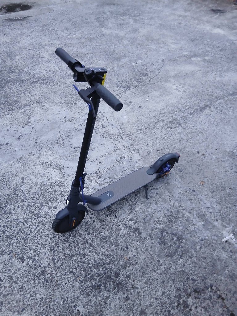 Trottinette electrique xiomi scooter 3, Motos, Enlèvement