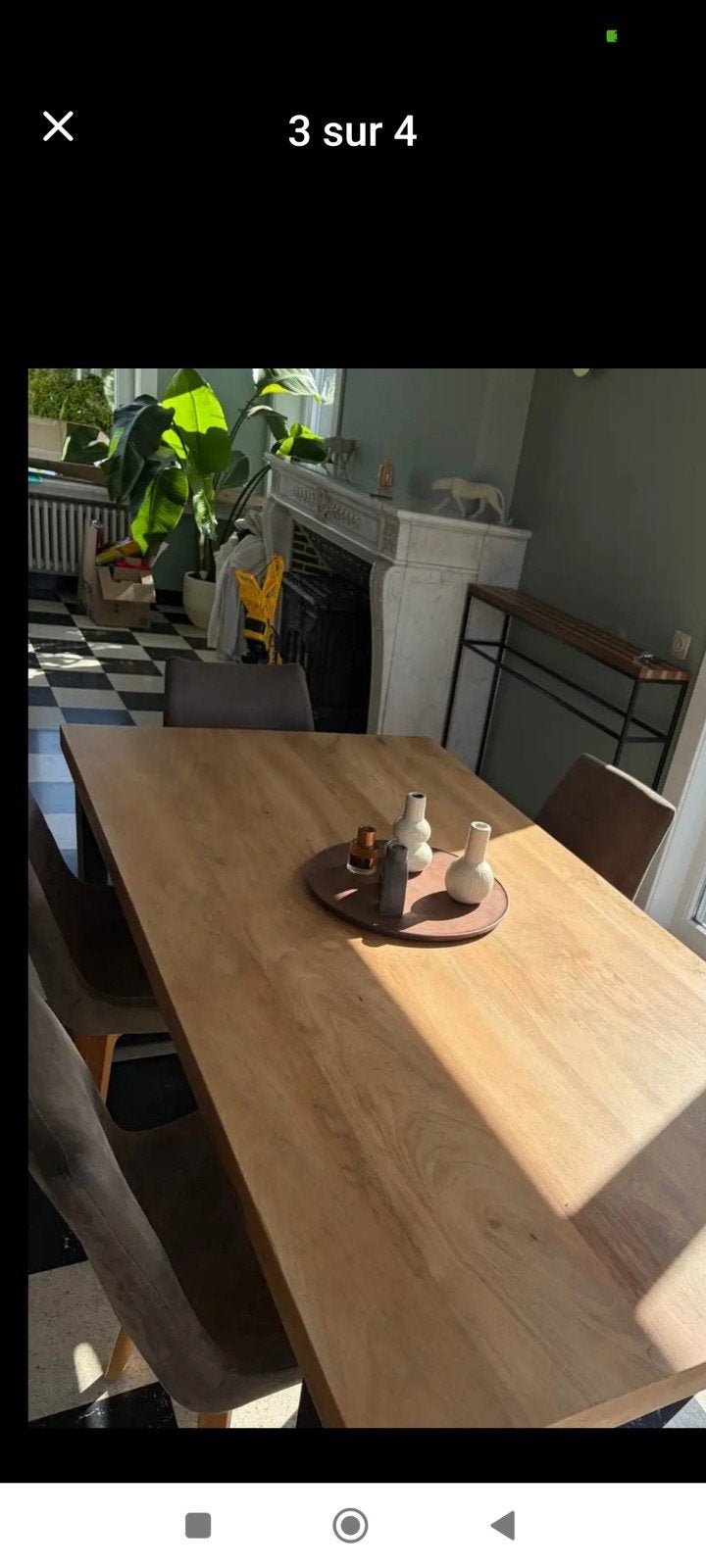 table en bois de manguier, Enlèvement