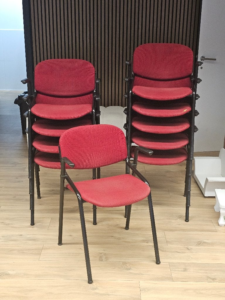 10 stapelbare stoelen – bordeauxrood – €50 voor de set, Ophalen, Gebruikt, Stof, Vijf, Zes of meer stoelen