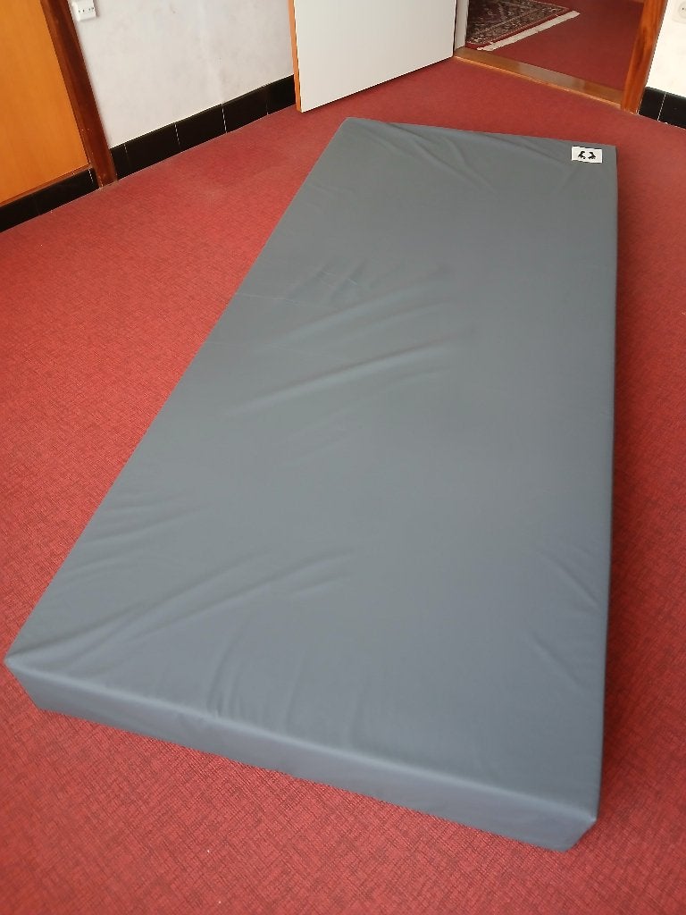 Zorgmatras Sampli, Divers, Matériel Infirmier, Enlèvement, Utilisé