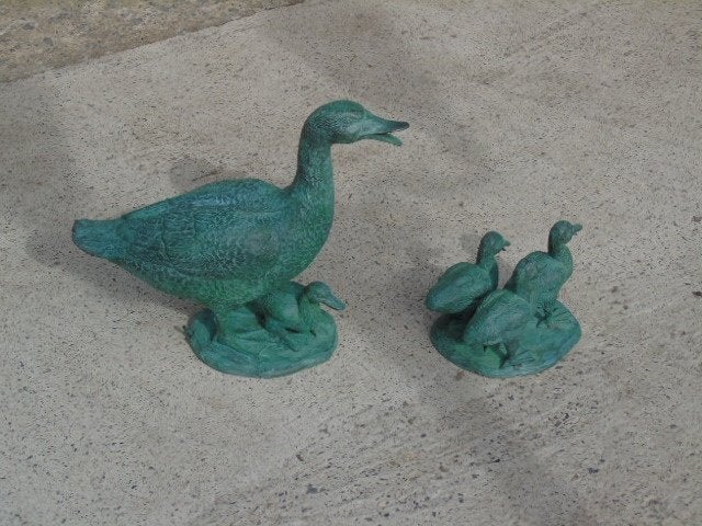 eendenbeeld in groen gepatineerd brons, waterstraal..., Ophalen of Verzenden, Nieuw, Overige materialen, Fontein