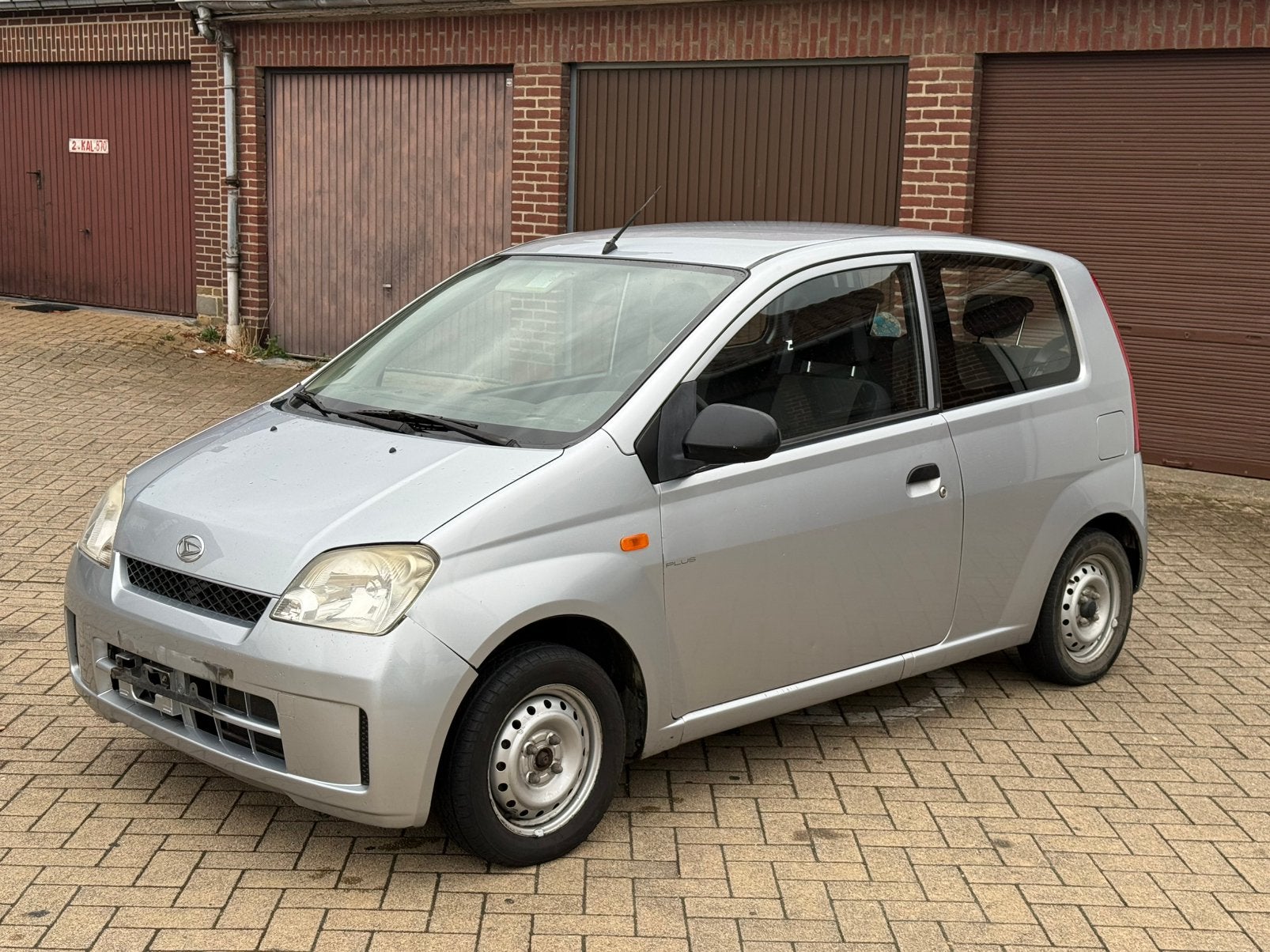 Daihatsu cuore essence automatique 149000km, Autos, Daihatsu, Argent ou Gris, Achat, Cuore, ABS