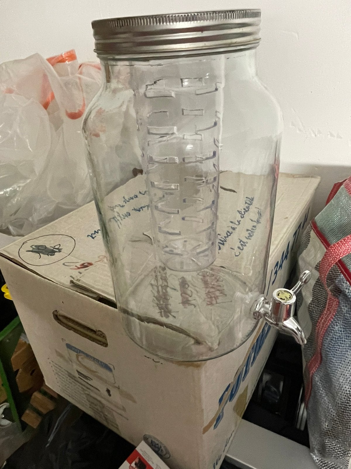 Distributeur de boisson, Enlèvement