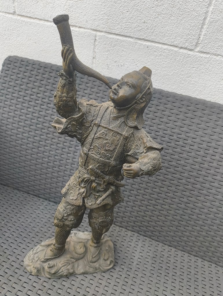 Massief Bronzen Beeld – Aziatische Krijger met Hoorn, Ophalen, Brons