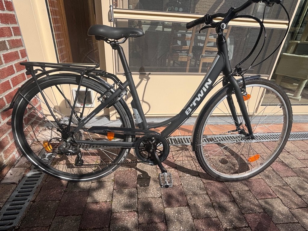 VELO DE VILLE, Vélos & Vélomoteurs, Autres marques, Frein sur jante, Moins de 10 vitesses, 57 à 61 cm