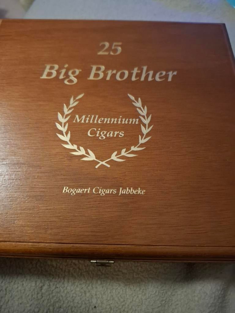 Sigaren big brother, Ophalen of Verzenden