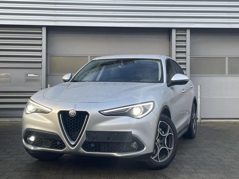 Alfa Romeo Stelvio Super, Auto's, Alfa Romeo, Automaat, Overige kleuren, https://public.car-pass.be/vhr/fe9d2fe6-96a4-4696-9154-83756f325c2f