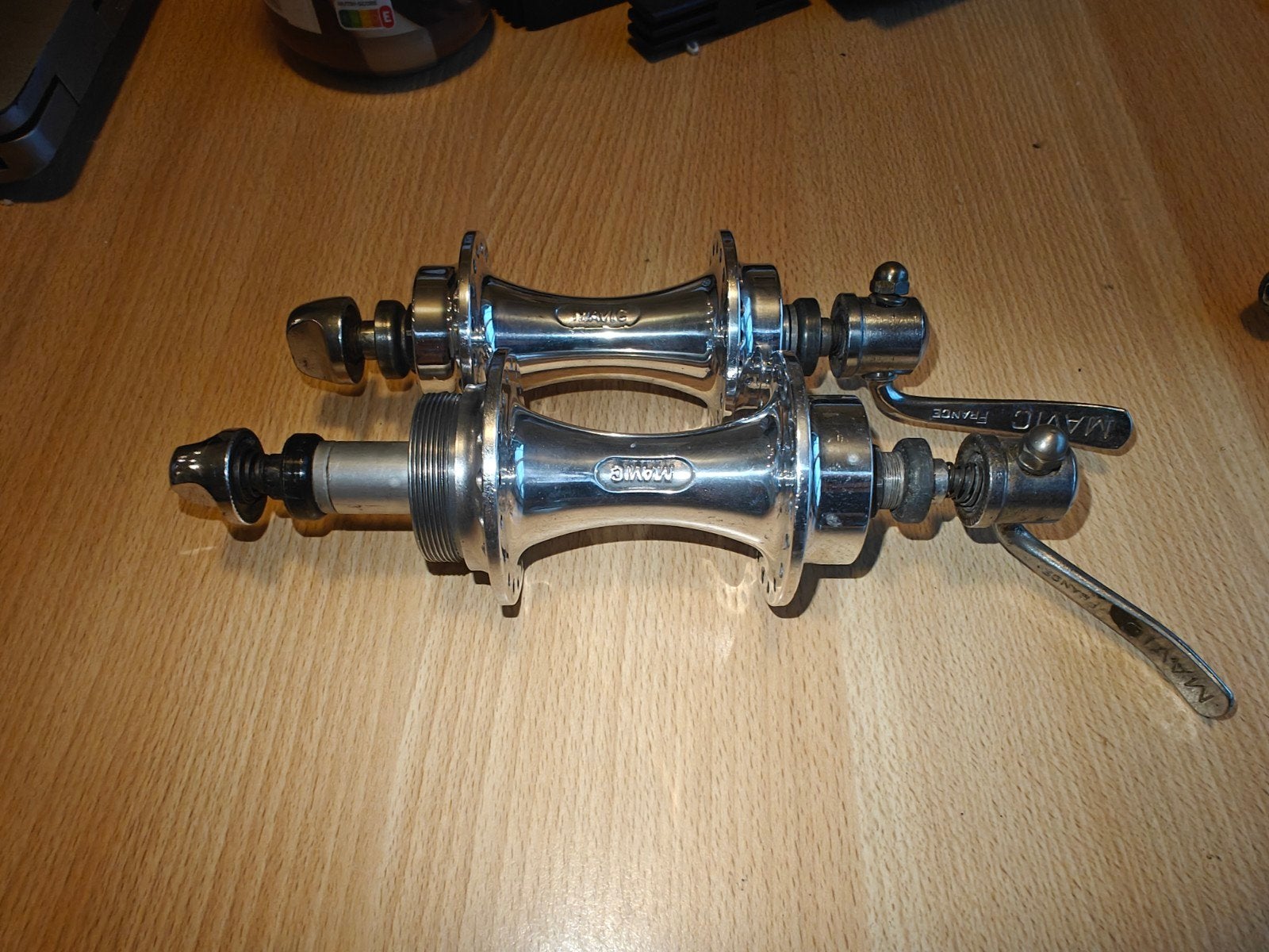 ensemble de moyeux de roue Mavic et de brochettes à dégageme, Vélos & Vélomoteurs, Vélos Pièces, Enlèvement ou Envoi