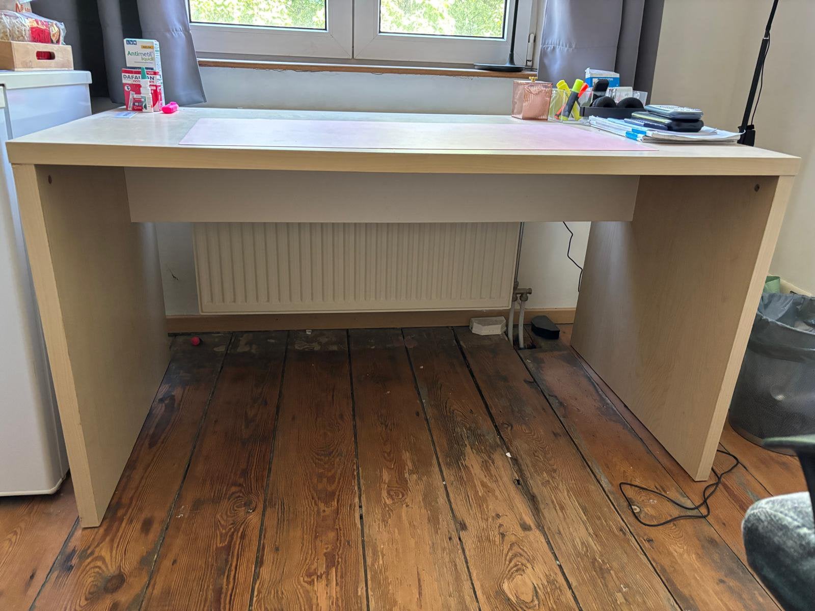 Bureau, Maison & Meubles, Bureaux, Bureau d'écolier, Enlèvement, Utilisé, 140 cm