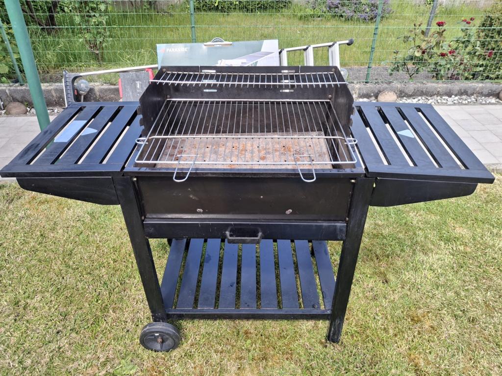 BBQ au charbon de bois. Bon état, Jardin & Terrasse, Barbecues au charbon de bois, Enlèvement, Utilisé