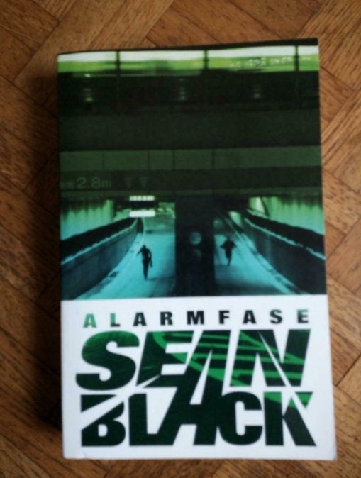 Sean Black: Alarmfase, Boeken, Thrillers, Ophalen of Verzenden, Gelezen