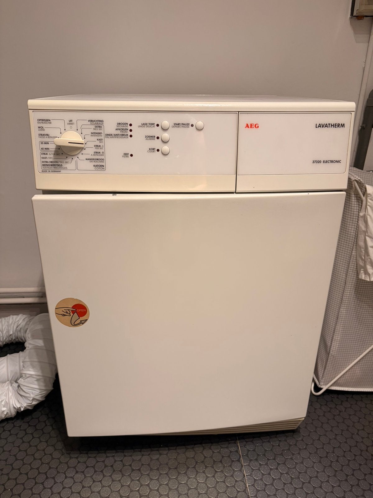 Droogkast AEG, Elektronische apparatuur, Droogkasten, Ophalen, Gebruikt, Overige typen