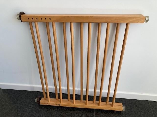houten traprekje in perfecte staat, Kinderen en Baby's, Ophalen, 100 tot 115 cm, Zo goed als nieuw, Klemhekje
