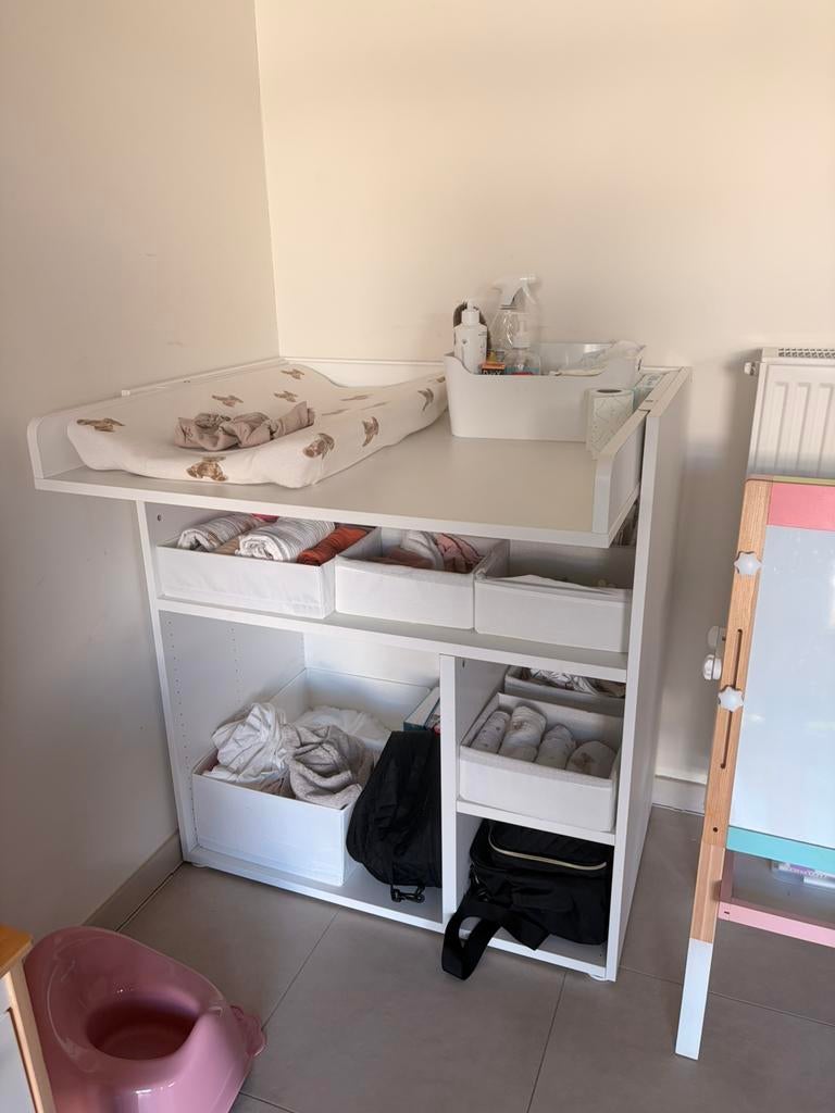 Verzorgingstafel ikea, Kinderen en Baby's, Ophalen, Zo goed als nieuw