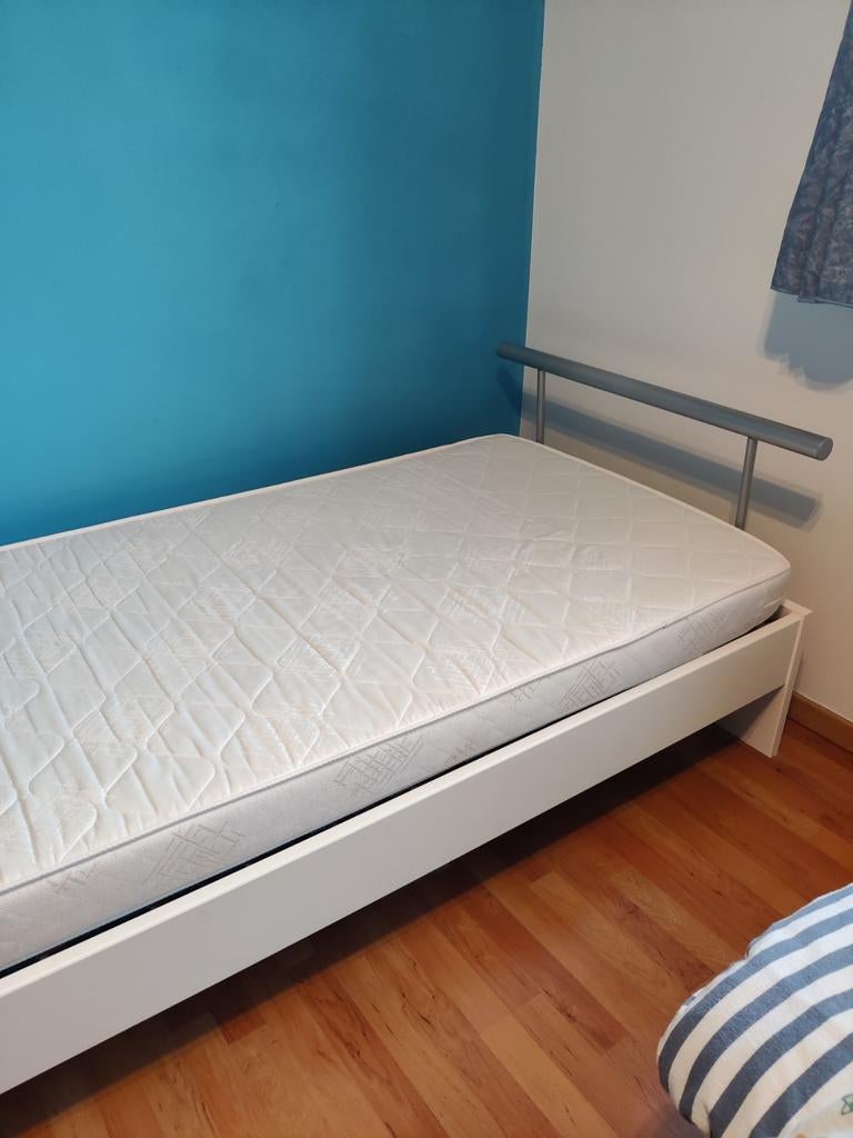 Bed met gratis lattenbodem, Ophalen