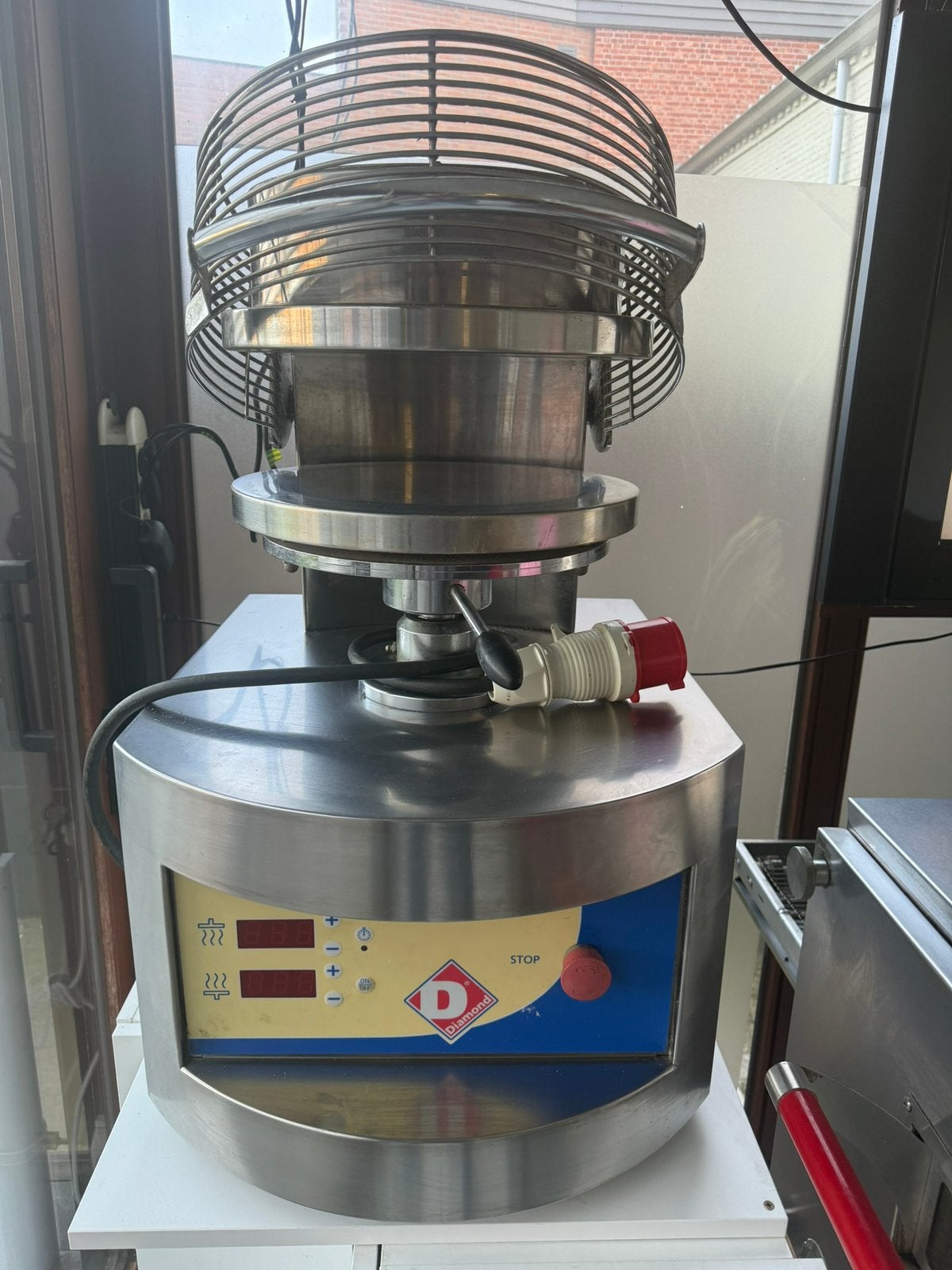 Professionele pizzapletter Diamond PZF/30D-C – 400V, Zakelijke goederen, Ophalen