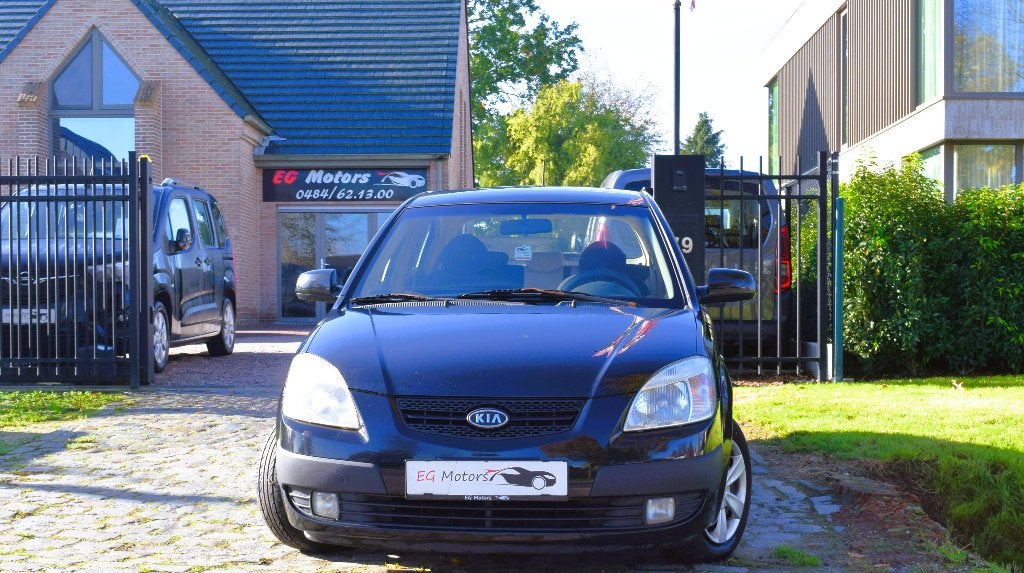Kia Rio 1.4i/Benzine/AIRCO/HISTORY, Auto's, Voorwielaandrijving, Stof, Zwart, 4 cilinders