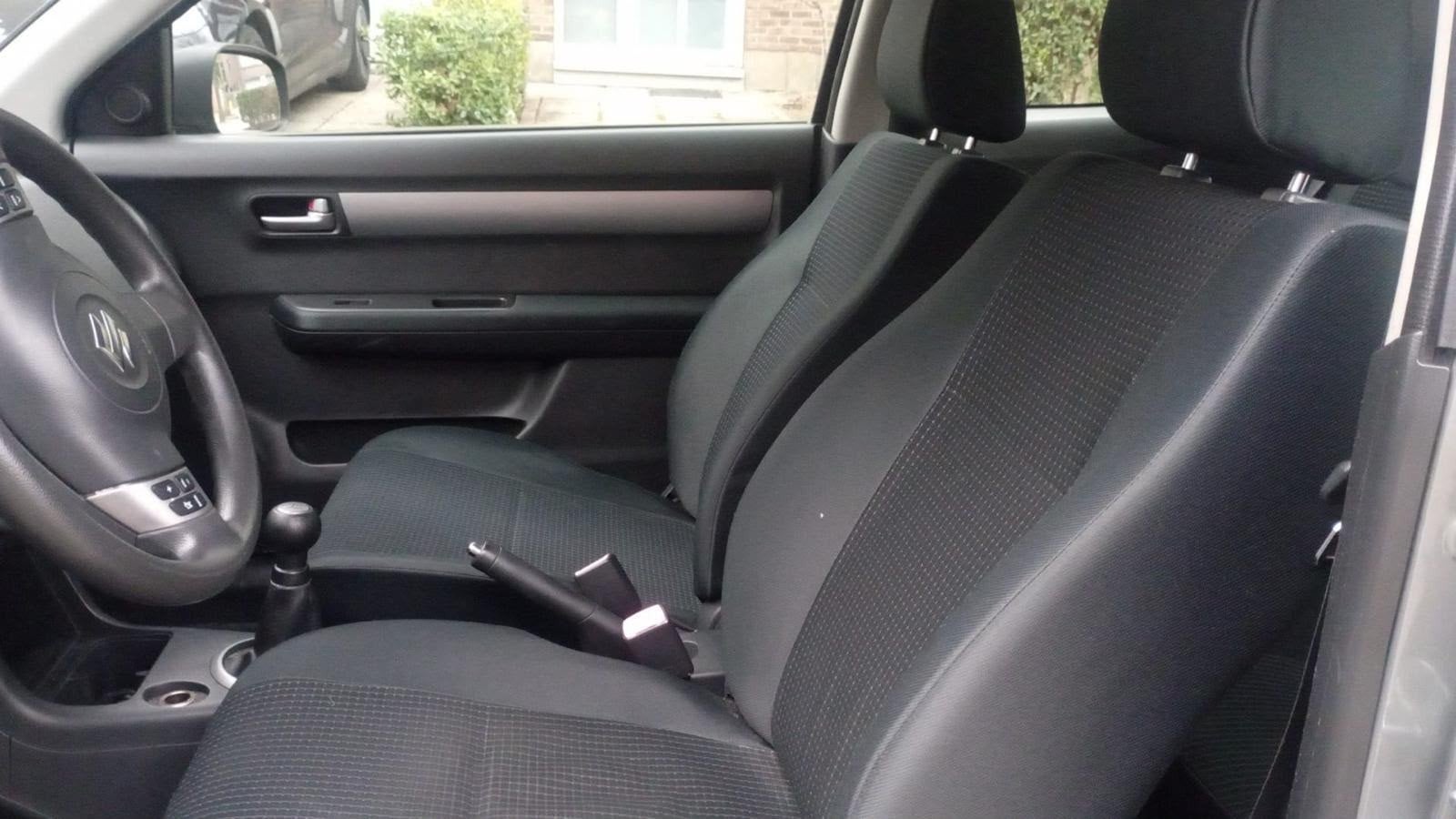 voiture pour les débutants à vendre - Suzuki 2006, Autos, Suzuki, Achat, Boîte manuelle, Air conditionné, Particulier