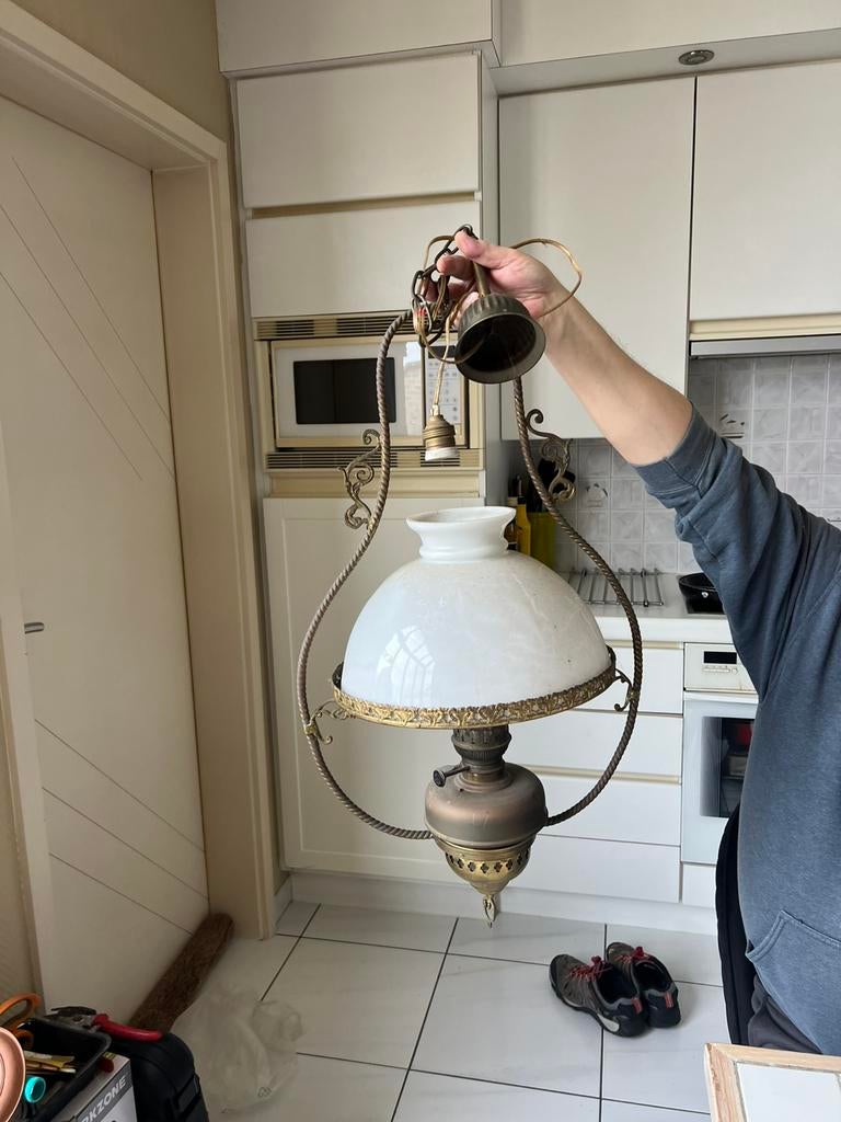 Lampe belge, Ophalen