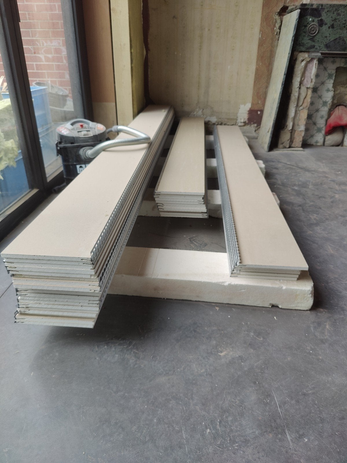 Gyproc dagkanten met alu pleisterprofiel breedte 235mm diver, Bricolage & Construction, Enlèvement, Comme neuf, Autres matériaux